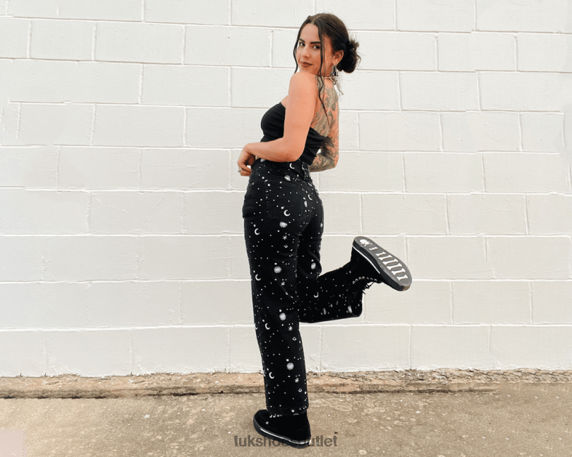 T.U.K. Footwear Suede 8-Eye Sneaker Boot Women Black Footwear HP228241