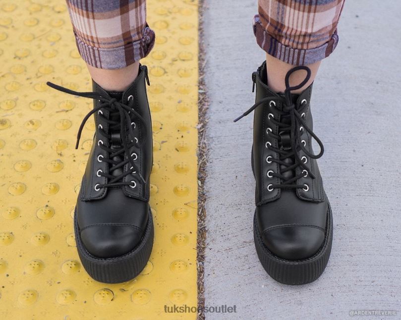 T.U.K. Footwear Viva Mondo Boot Women Black Footwear HP228221