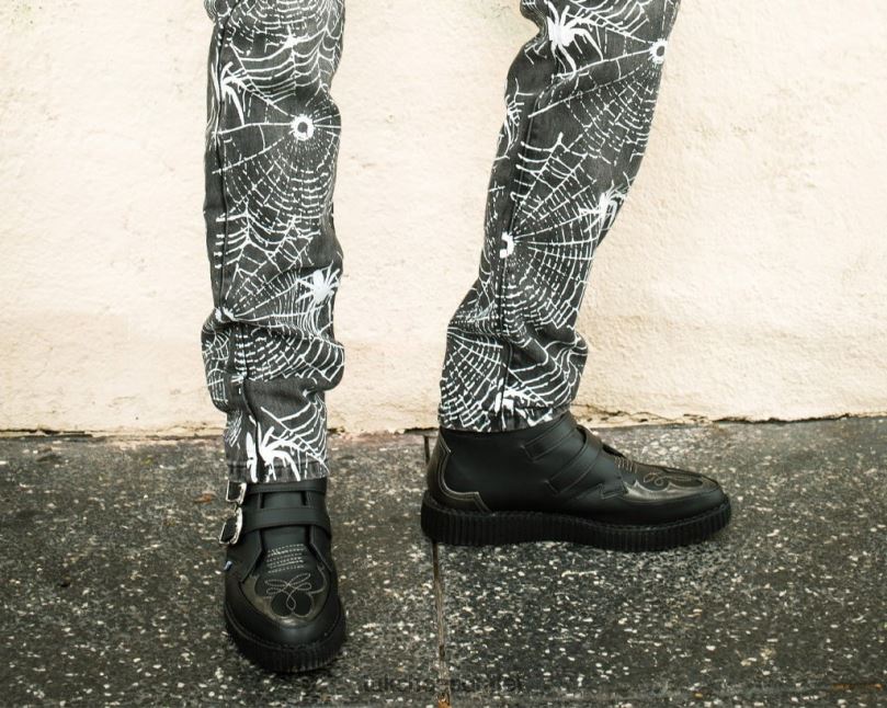 T.U.K. Footwear Western Antique 3-Buckle Pointed Boot Women Black Footwear HP22894