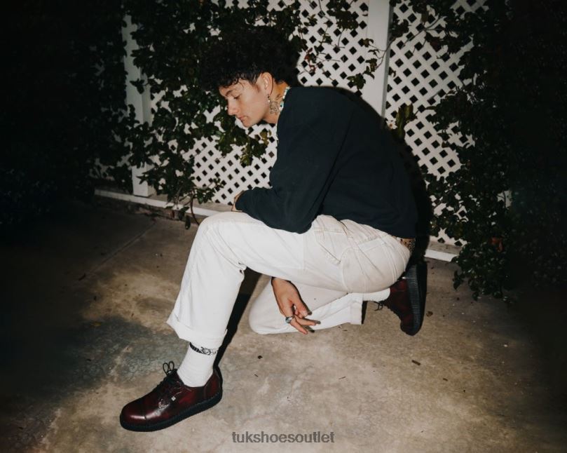 T.U.K. Footwear Toe Cap Viva Low Creeper Women Burgundy Footwear HP2285