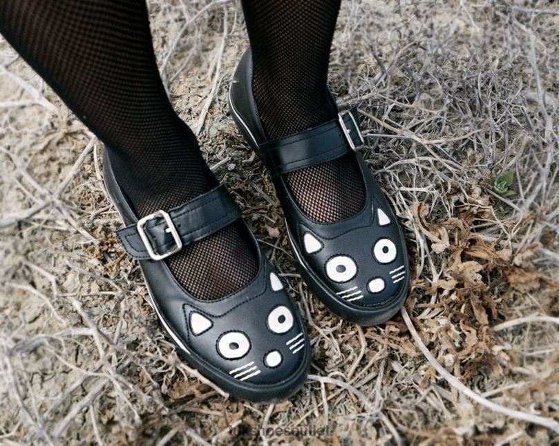 T.U.K. Footwear Kitty Face Mary Janes Women Black Footwear HP228269