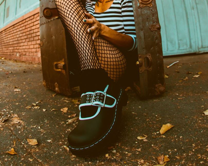 T.U.K. Footwear Trim 3-Prong Anarchic Mary Jane Women Black/White Footwear HP228183