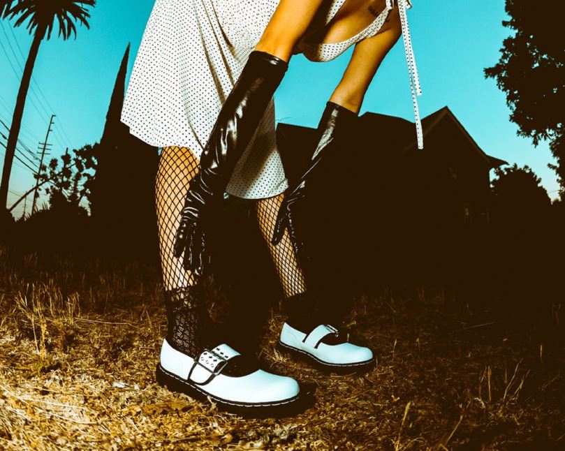 T.U.K. Footwear Trim 3-Prong Anarchic Mary Jane Women Black/White Footwear HP228184