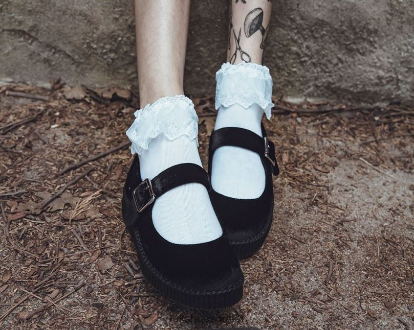 T.U.K. Footwear Velvet Viva Low Mary Jane Women Black Footwear HP228188