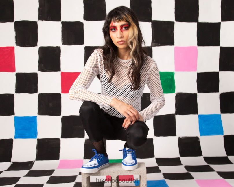 T.U.K. Footwear 2-Ring Creeper Sneaker Women Blue/White Footwear HP228258