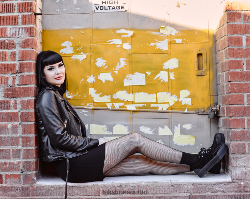 T.U.K. Footwear Suede Platform Creeper Sneaker Women Black Footwear HP228235